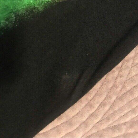 3/$20 Justice League NWT Junior Medium Aquaman Black 100% Cotton Graphic T-Shirt - Picture 5 of 7